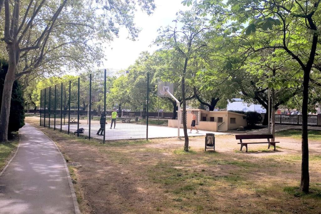 Girona Centro 7Pax Apartman Kültér fotó
